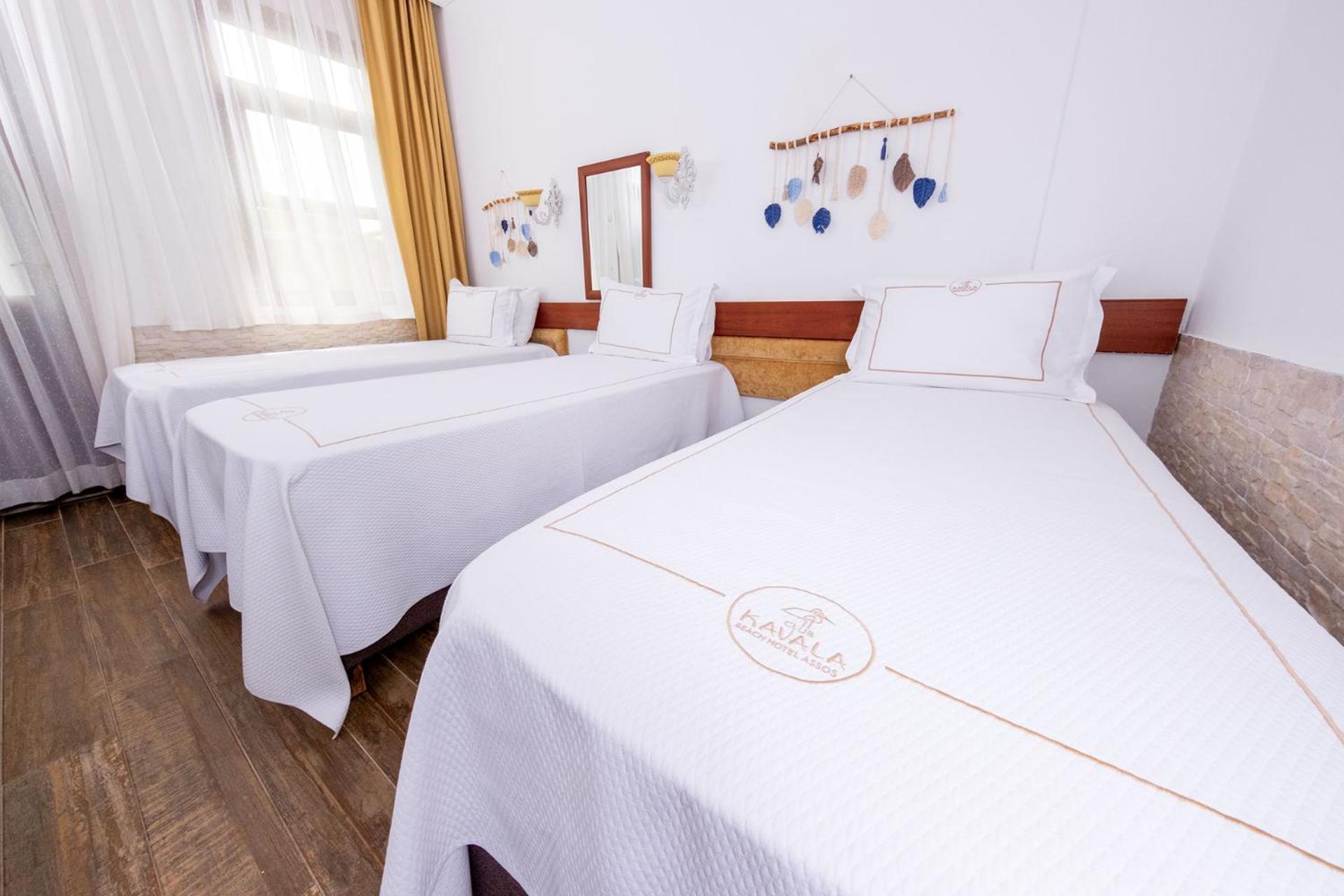 Club Kavala Beach Hotel Assos エクステリア 写真