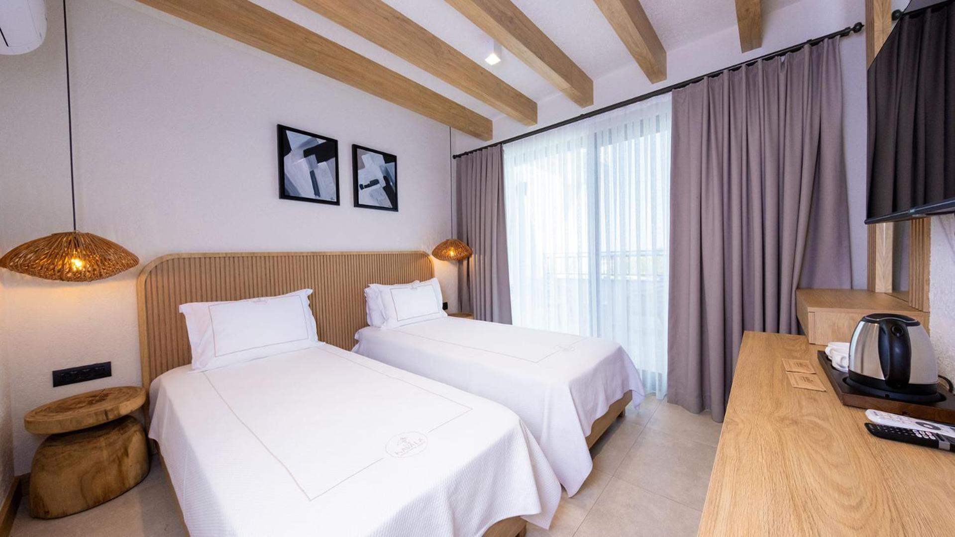 Club Kavala Beach Hotel Assos エクステリア 写真