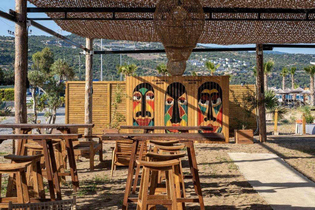 Club Kavala Beach Hotel Assos エクステリア 写真